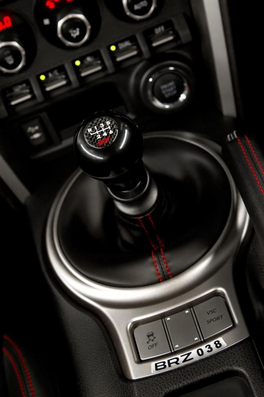  Subaru BRZ Sport Kit 2012 года  (AU) (фото 11 из 20)